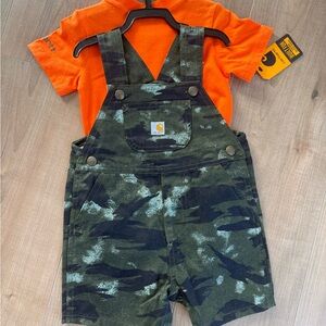 Carhartt Camo Shortoveralls with Orange Tee